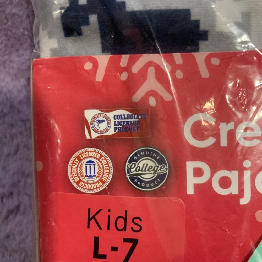 Kid’s pajamas - Picture 3 of 4